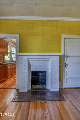 1505 West Lakeview Drive, Johnson City, TN 37601