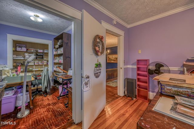 1505 West Lakeview Drive, Johnson City, TN 37601