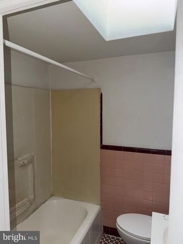 616 MACDADE BLVD, Darby, PA 19023