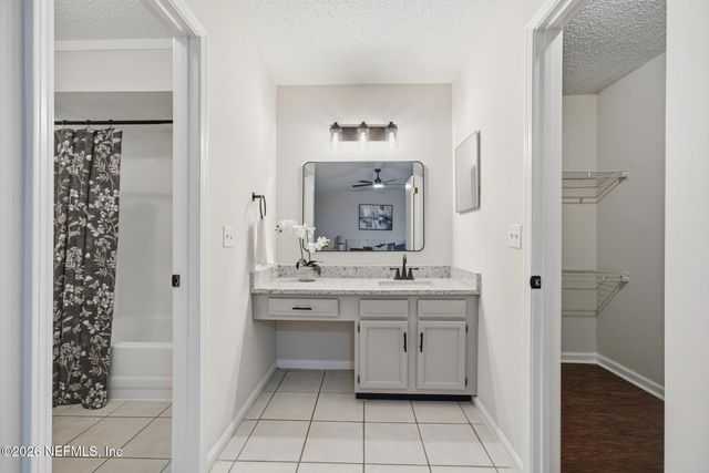 10877 CABBAGE POND Court, Jacksonville, FL 32257