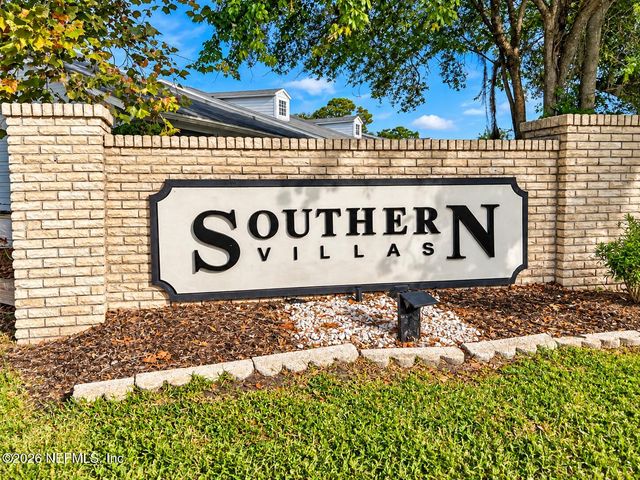 10877 CABBAGE POND Court, Jacksonville, FL 32257