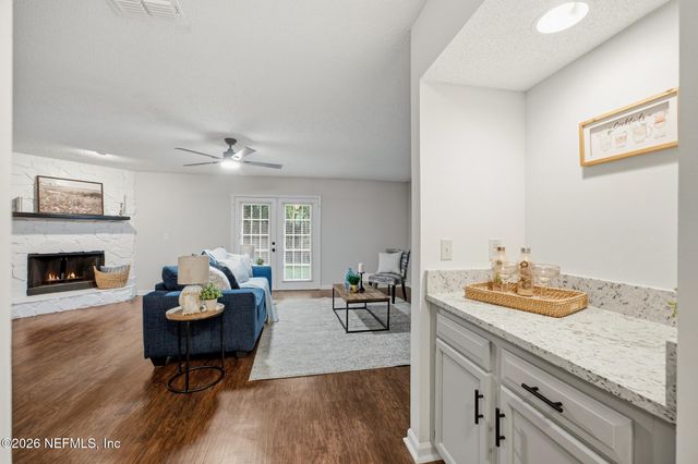 10877 CABBAGE POND Court, Jacksonville, FL 32257