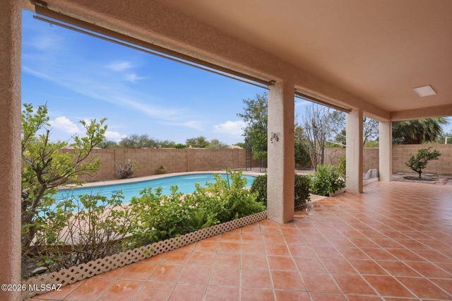 11341 N Canada Creek Drive, Tucson, AZ 85737