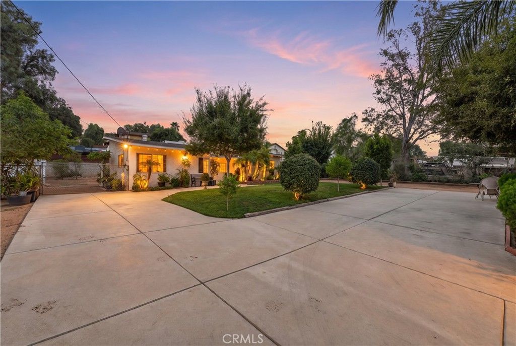 5216 Dunwood, Riverside, CA 92509 — exterior