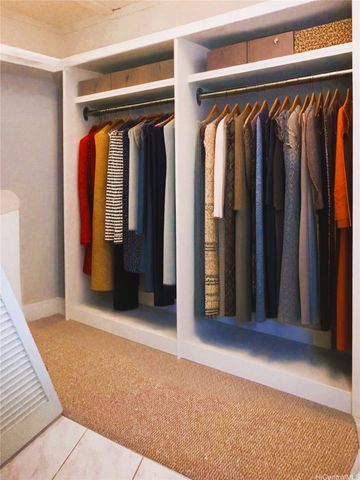 469 Ena Road 2102, Honolulu, HI 96815