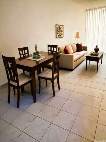 469 Ena Road 2102, Honolulu, HI 96815