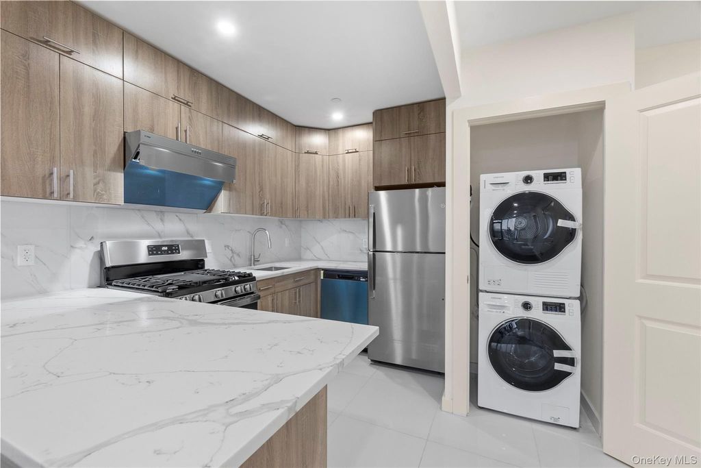 124-28 Queens Boulevard 12C, Kew Gardens, NY 11415