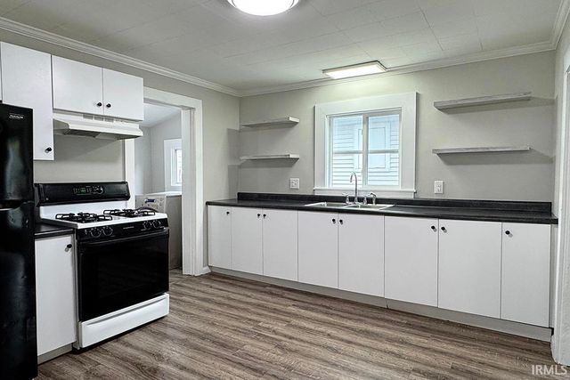 1214 Locust Street, Elkhart, IN 46514