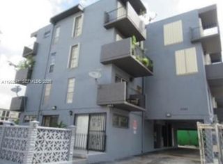 6580 W Flagler St 101, Miami, FL 33144