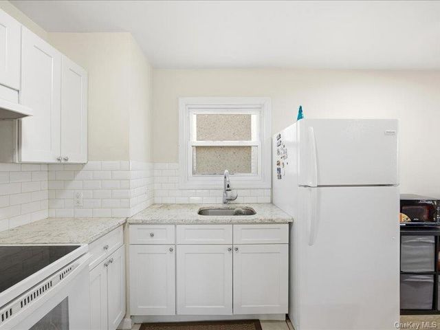 22 Midland Avenue, Port Jefferson, NY 11777