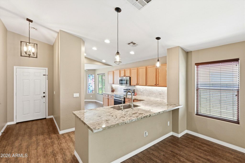Image 7 of property listing at 2893 W JASPER BUTTE Drive, San Tan Valley, AZ 85144