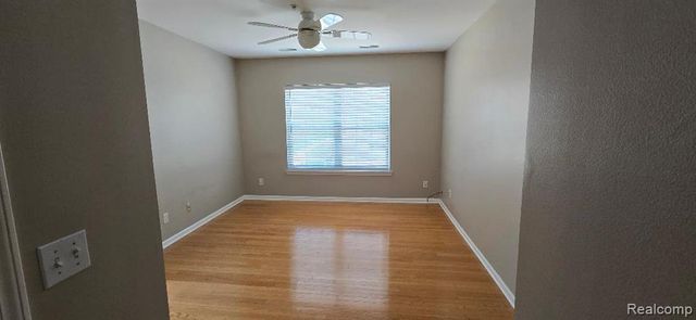 1386 Raliegh Place, Troy, MI 48084
