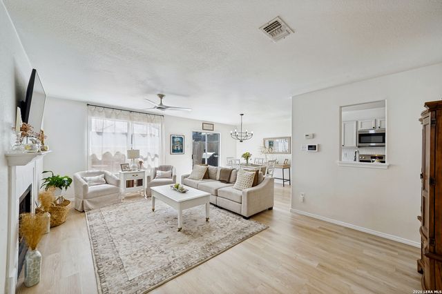 6073 Bantry Bay, San Antonio, TX 78240