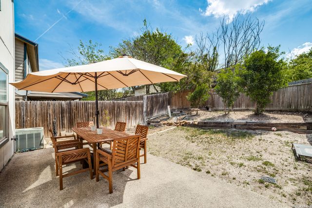 6073 Bantry Bay, San Antonio, TX 78240