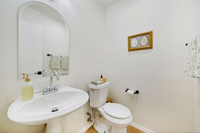 6073 Bantry Bay, San Antonio, TX 78240