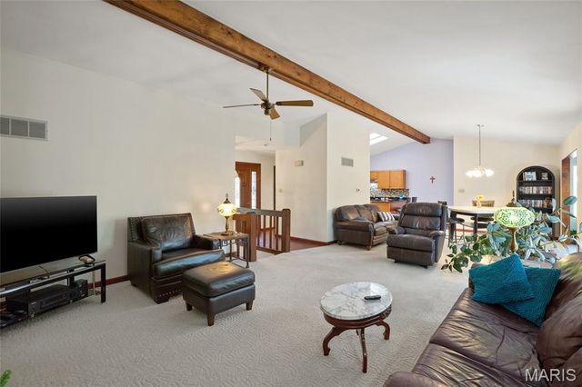 1604 Creightonwood Court single family home, High Ridge, MO 63049