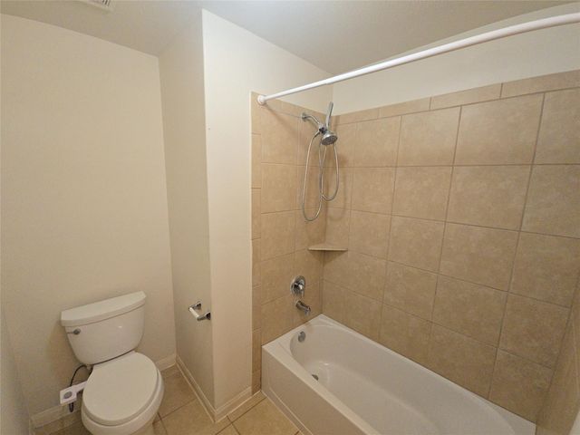2303 Golden Brandy Lane, Rosenberg, TX 77469