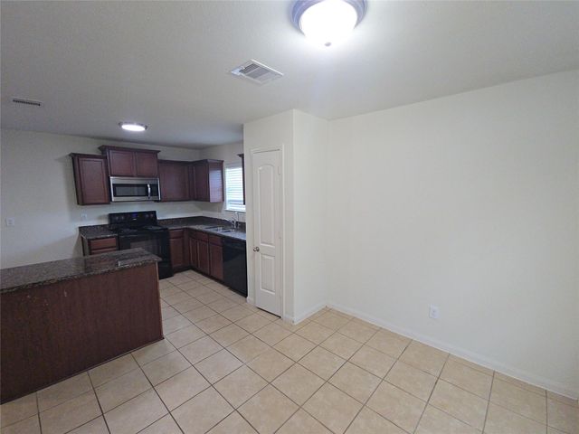2303 Golden Brandy Lane, Rosenberg, TX 77469