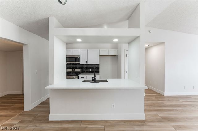 3812 Angel Flight Drive, Las Vegas, NV 89115