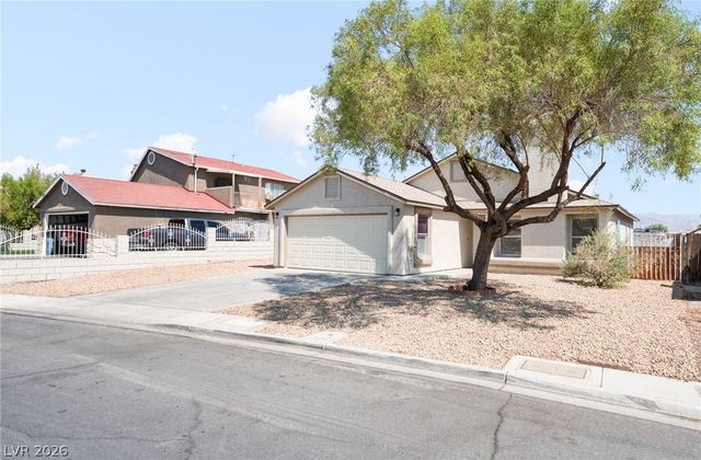3812 Angel Flight Drive, Las Vegas, NV 89115