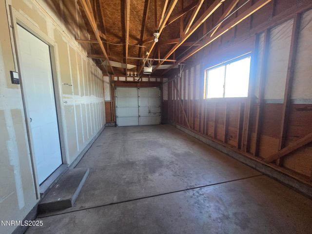 507 Travis Drive, Carson City, NV 89701