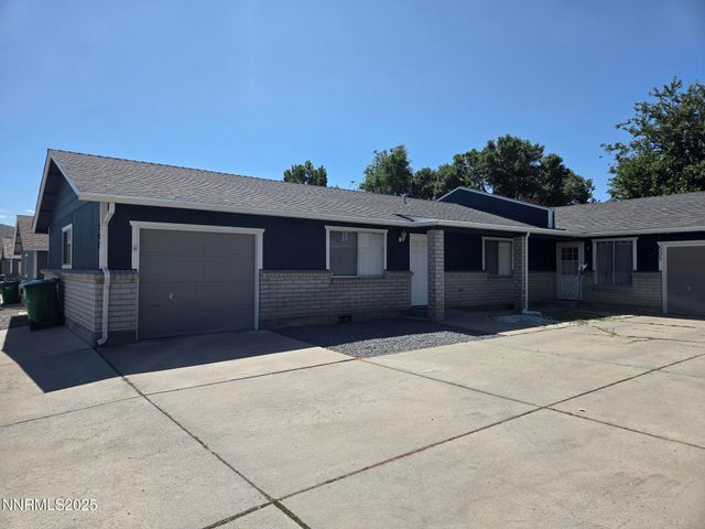 507 Travis Drive, Carson City, NV 89701