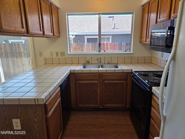 507 Travis Drive, Carson City, NV 89701