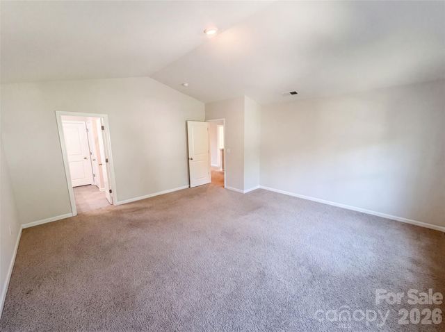 2014 Tarzi Lane, Charlotte, NC 28215