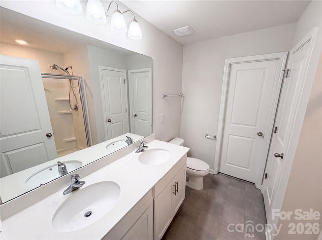 2014 Tarzi Lane, Charlotte, NC 28215
