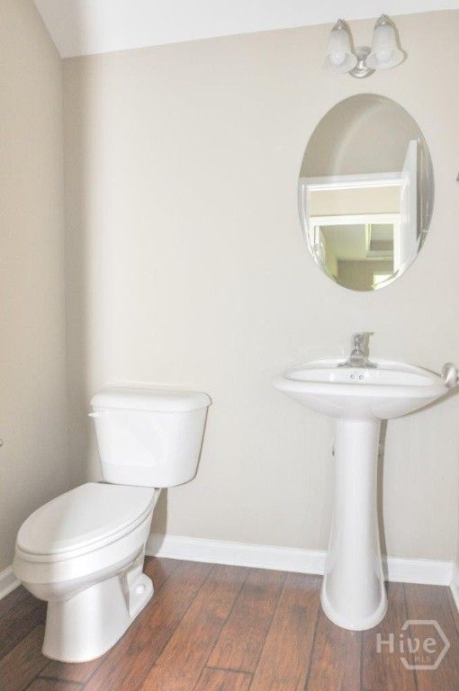 Image 18 of property listing at 8 Lonnie Drive, Richmond Hill, GA 31324