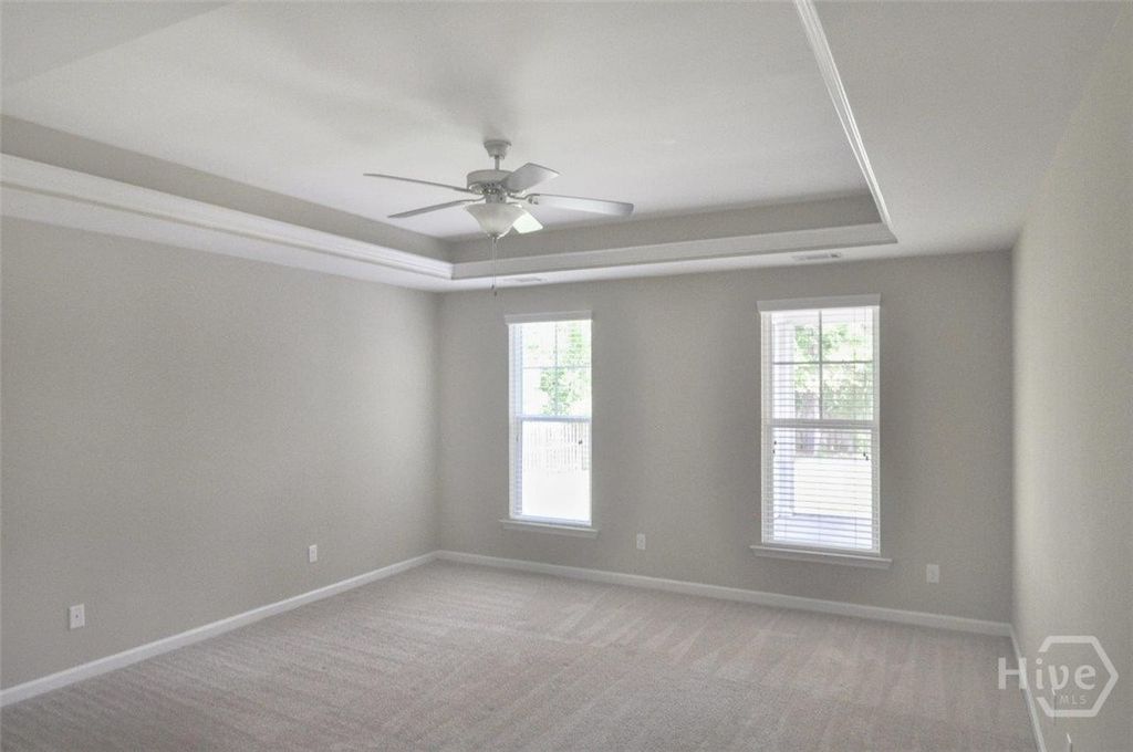 Image 20 of property listing at 8 Lonnie Drive, Richmond Hill, GA 31324