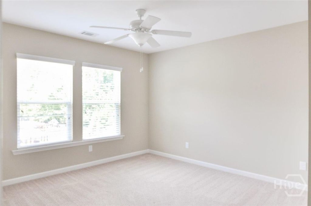 Image 26 of property listing at 8 Lonnie Drive, Richmond Hill, GA 31324