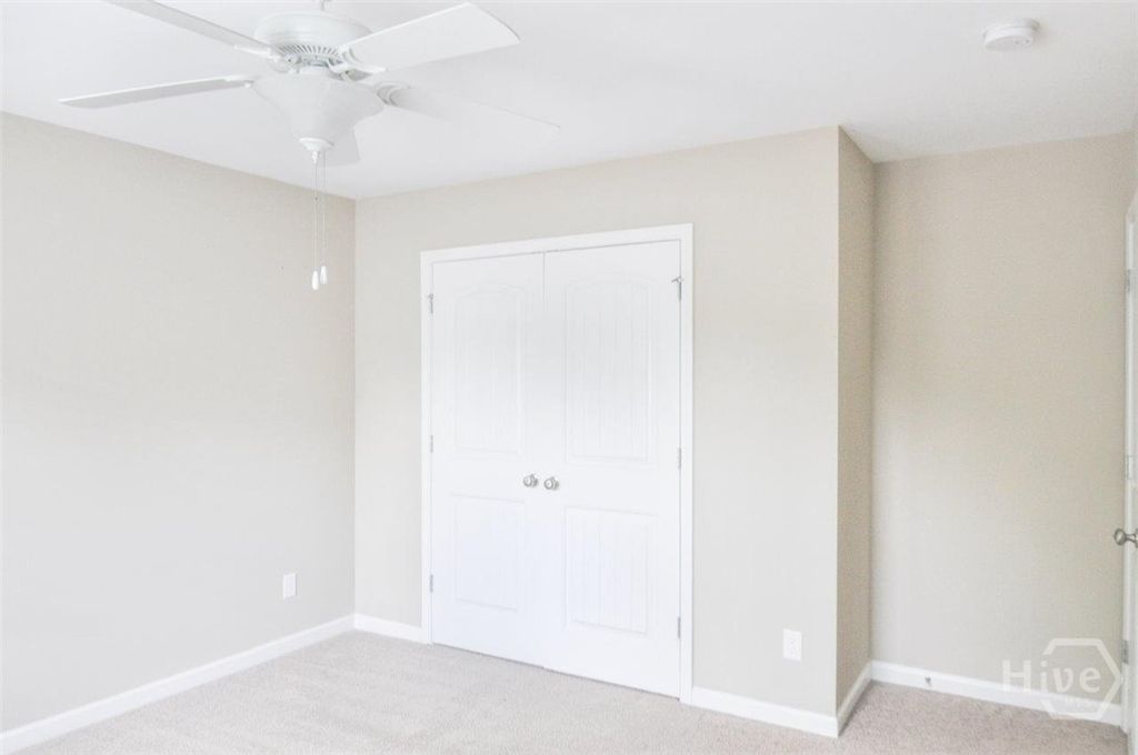 Image 28 of property listing at 8 Lonnie Drive, Richmond Hill, GA 31324