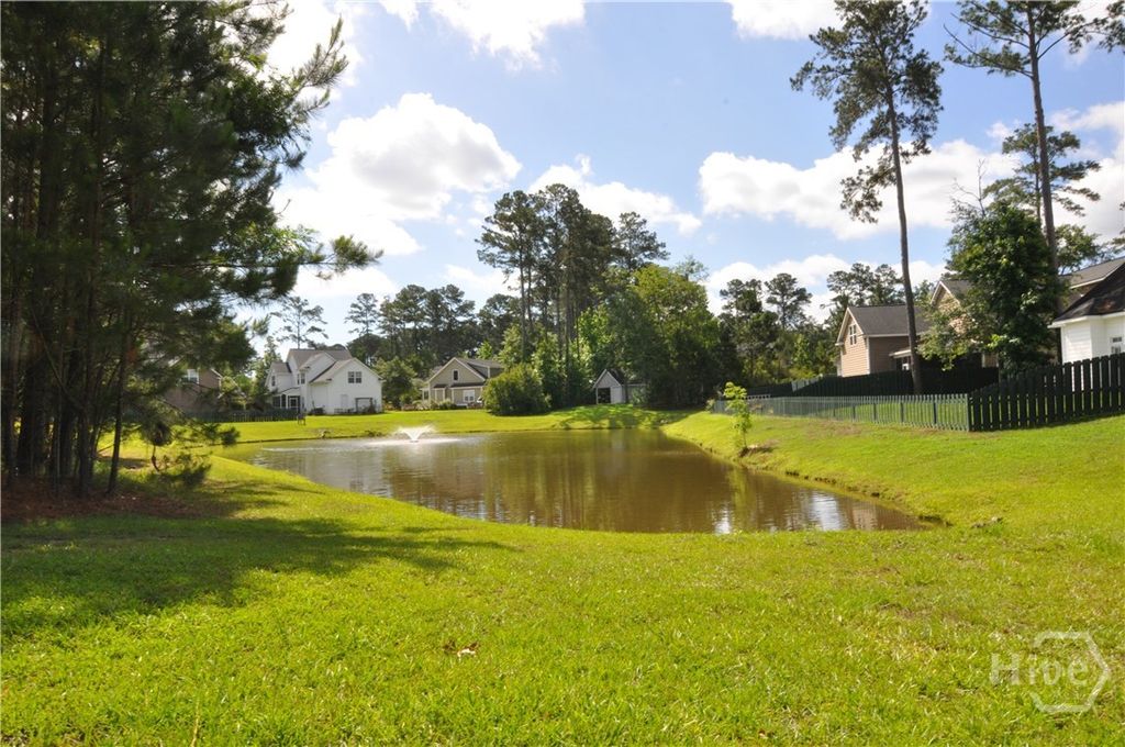 Image 45 of property listing at 8 Lonnie Drive, Richmond Hill, GA 31324