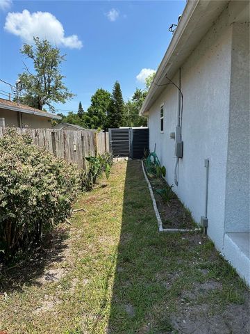 1119 BEVERLY AVENUE, Largo, FL 33770