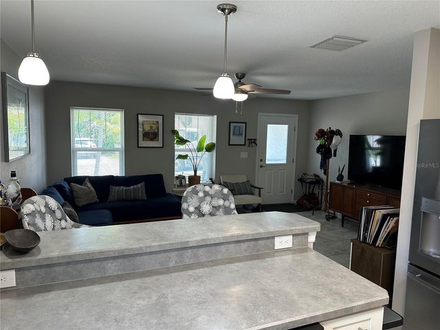 1119 BEVERLY AVENUE, Largo, FL 33770