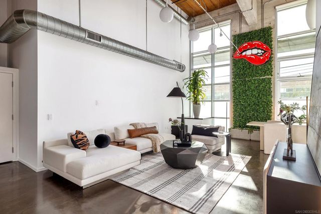 530 S Hewitt St 131, Los Angeles, CA 90013