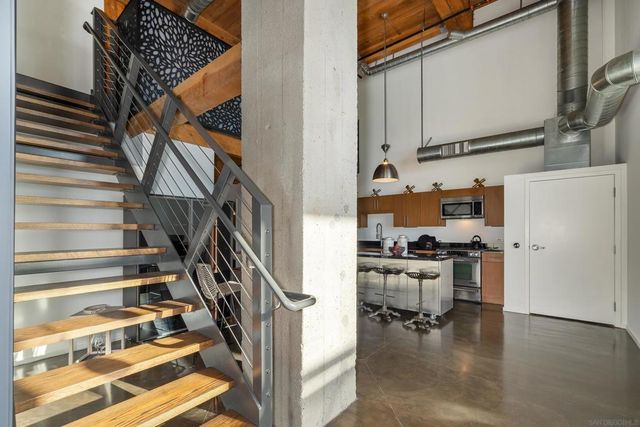 530 S Hewitt St 131, Los Angeles, CA 90013