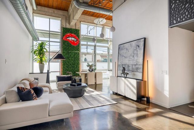 530 S Hewitt St 131, Los Angeles, CA 90013