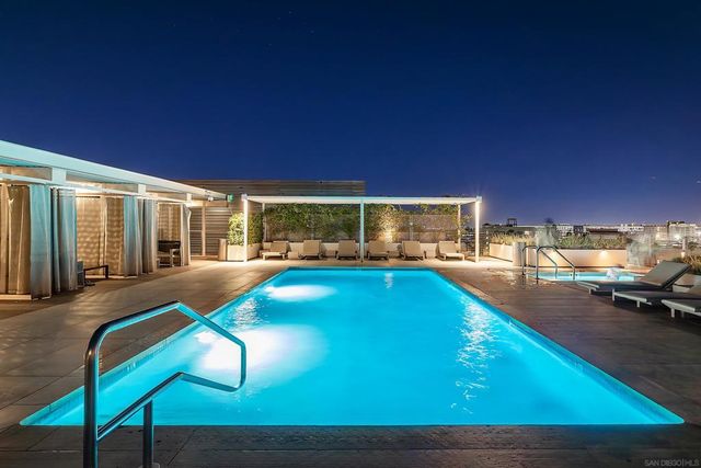 530 S Hewitt St 131, Los Angeles, CA 90013