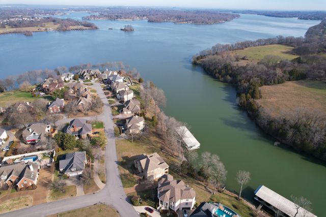 1132 Safety Harbor Cv, Old Hickory, TN 37138