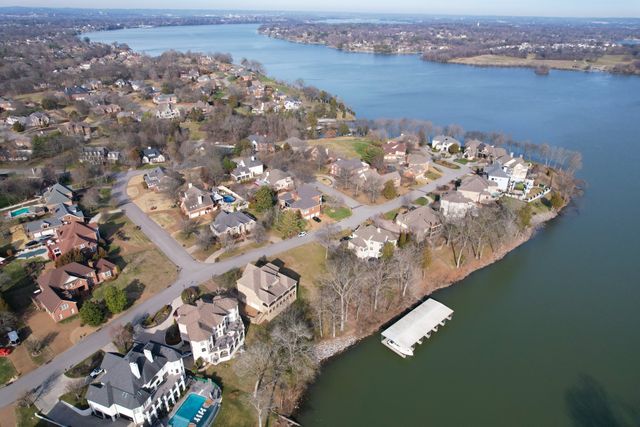 1132 Safety Harbor Cv, Old Hickory, TN 37138