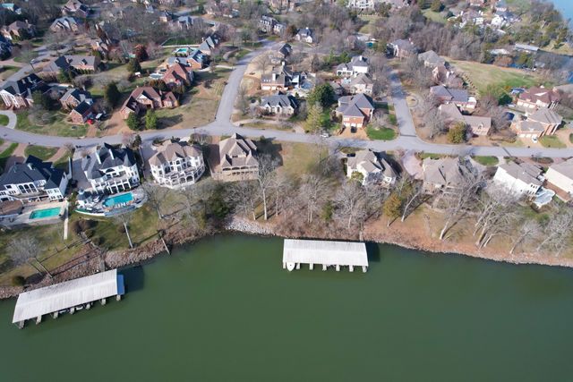 1132 Safety Harbor Cv, Old Hickory, TN 37138
