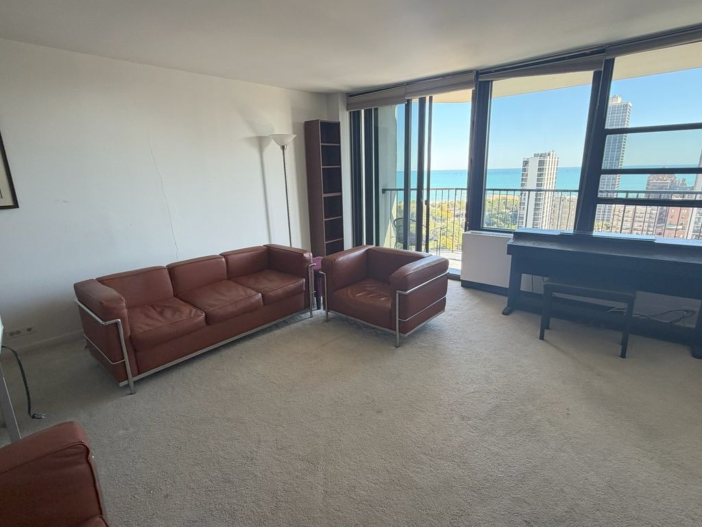 1560 N Sandburg Terrace 2808J, Chicago, IL 60610 — photo 5