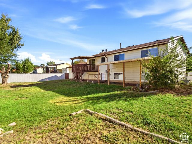 1871 N 1225 W, Clinton, UT 84015