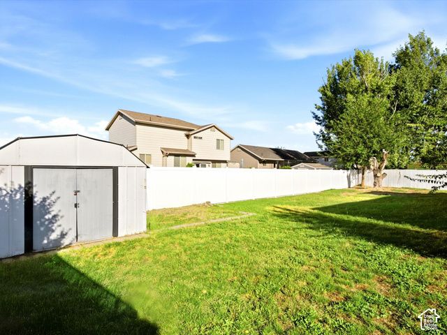 1871 N 1225 W, Clinton, UT 84015