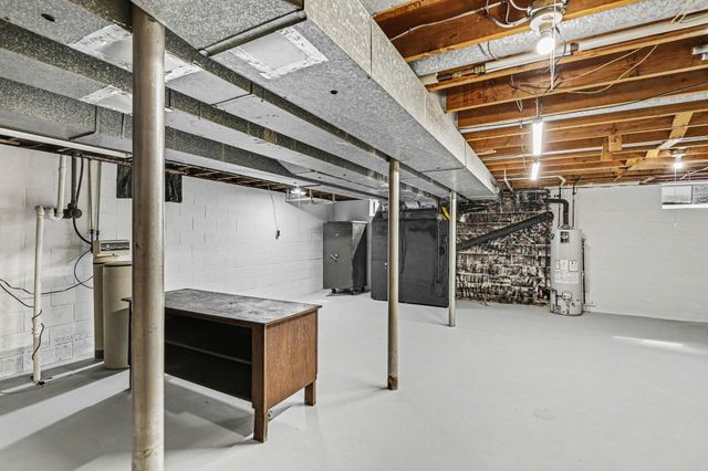 5029 Harriett Drive, Jackson, MI 49203