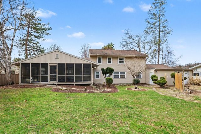 5029 Harriett Drive, Jackson, MI 49203