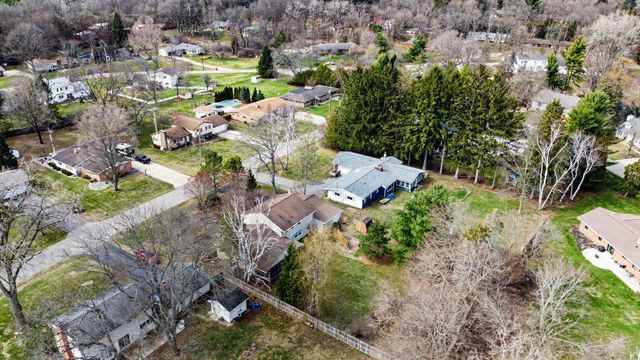 5029 Harriett Drive, Jackson, MI 49203