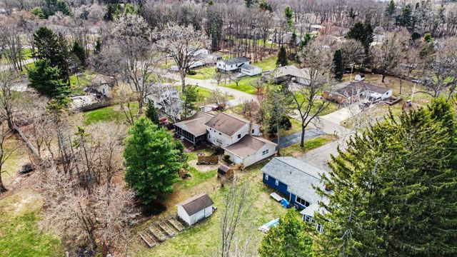 5029 Harriett Drive, Jackson, MI 49203